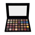 Character Majestic Eyeshadow Palette - Image 3